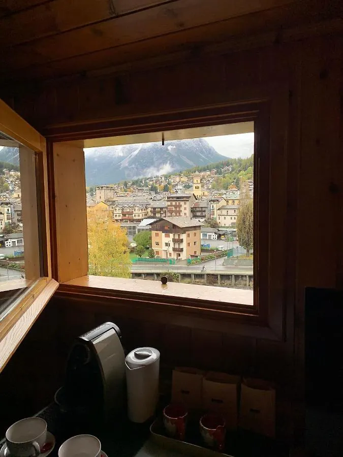 Home In Bormio 0*,