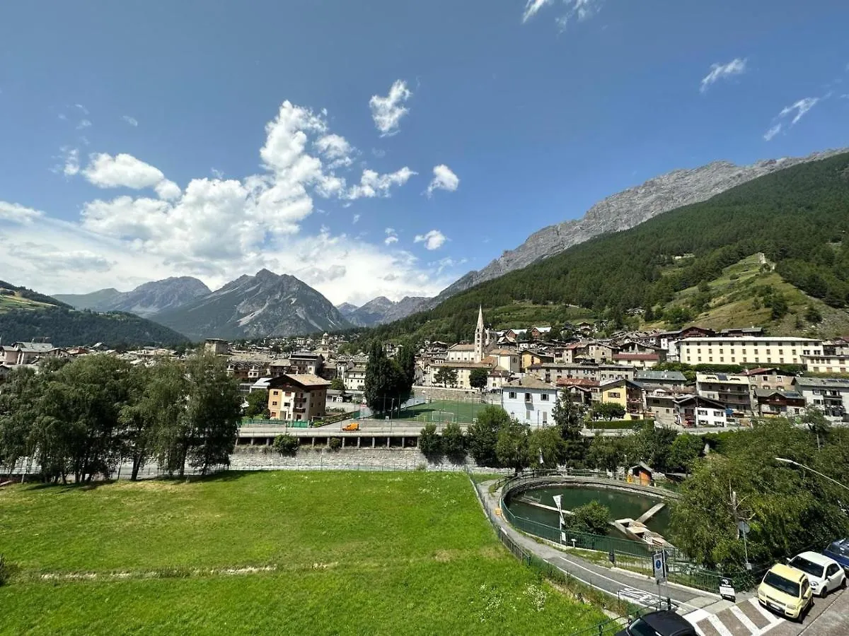 Apartment Home In Bormio